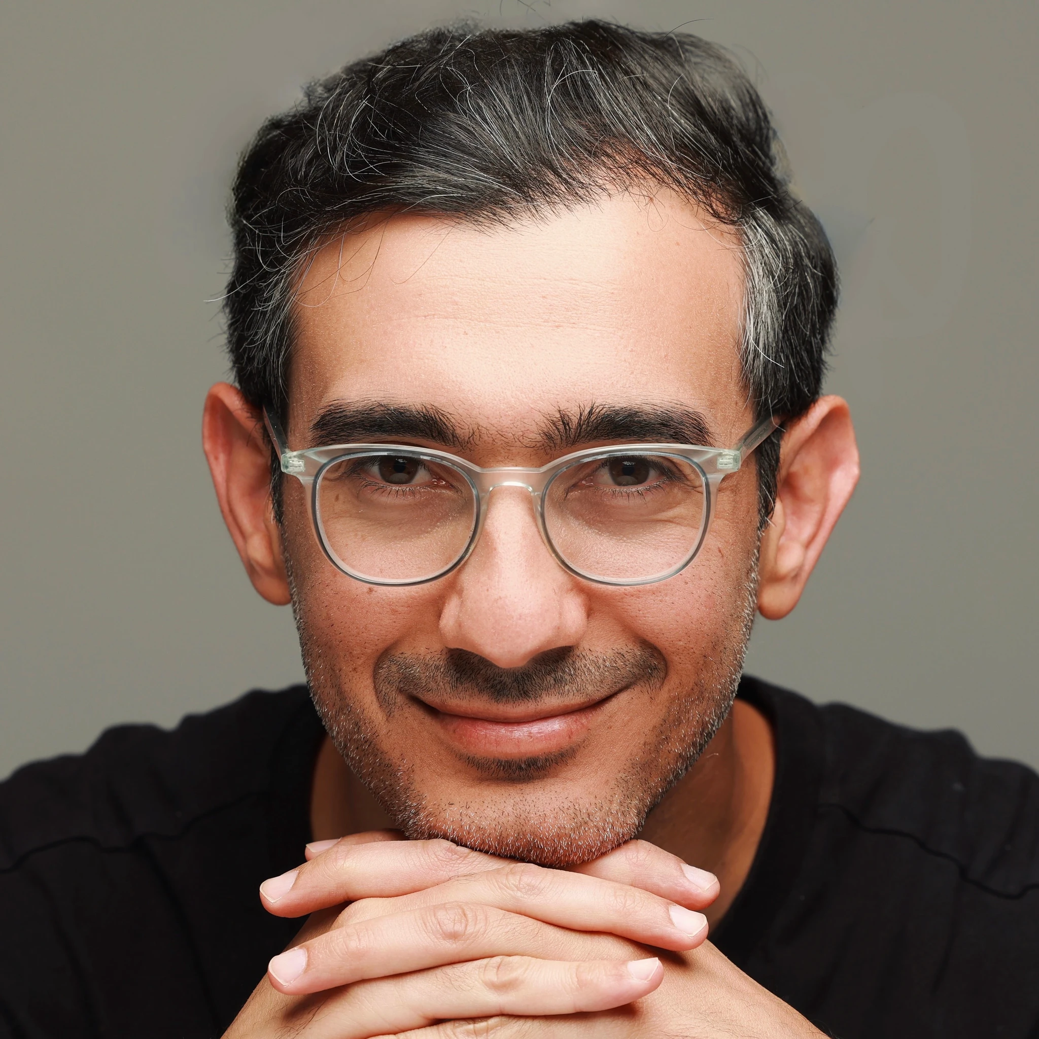 Tariq Elouzeh, director